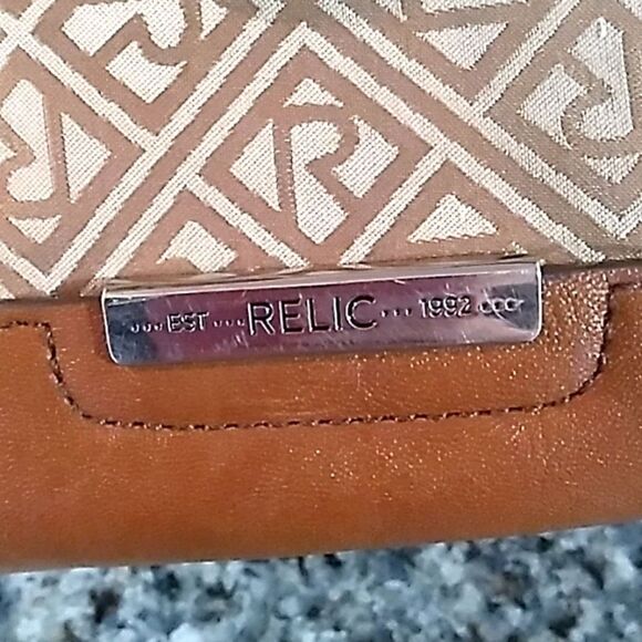 Relic Brown/Tan Logo Hand Bag. - Picture 3 of 11